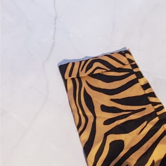 New York & Company Eva Mendes Women’s Pants XL Satin Animal Print Jogger - Picture 8 of 8